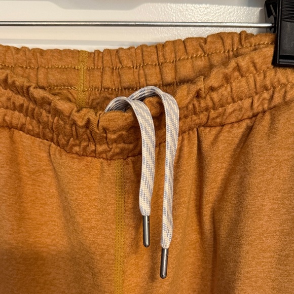 Vuori Vuori Boyfriend Jogger Pants - Picture 4 of 9